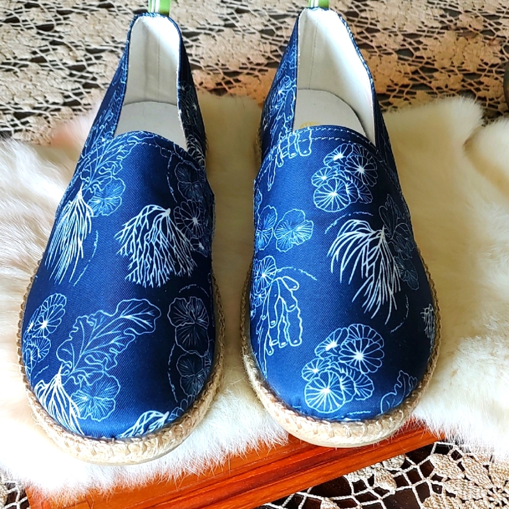 Vionic Beach Laguna Slip On Tropical Beach Ocean Print Shoes Women's Size 10